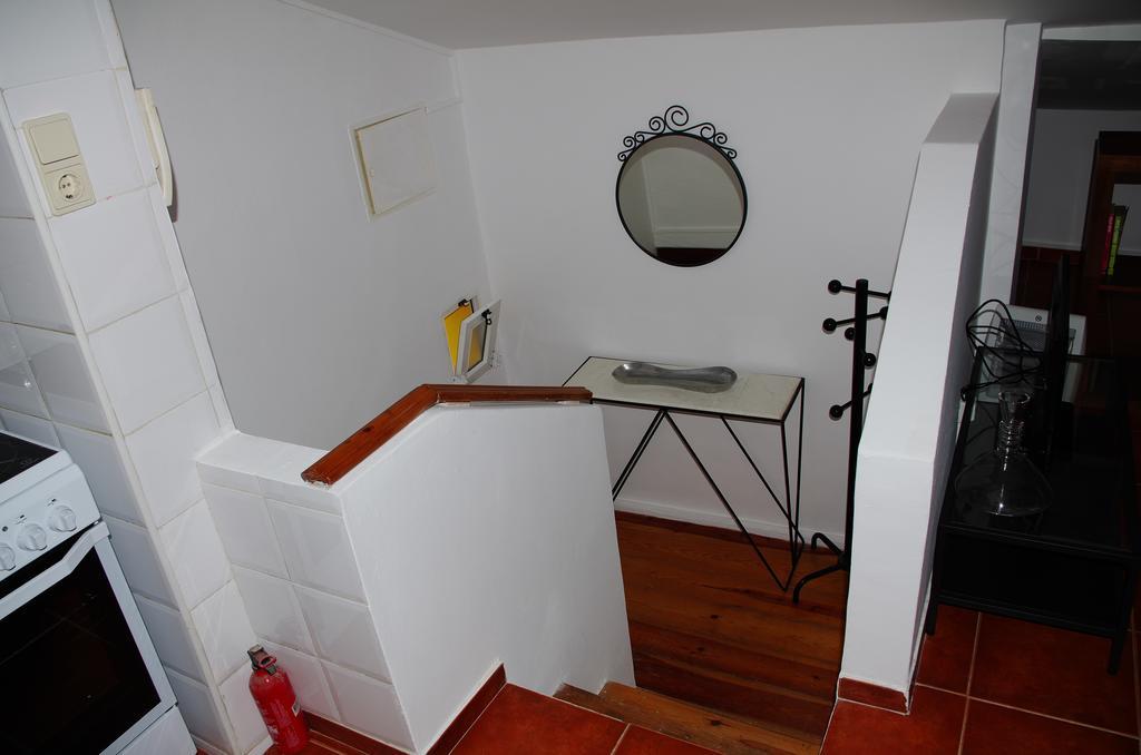 Lisbon Sloped Ceiling Apartment Buitenkant foto