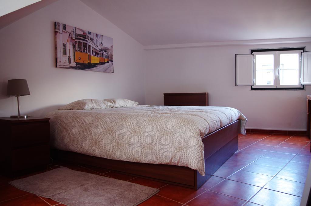 Lisbon Sloped Ceiling Apartment Buitenkant foto
