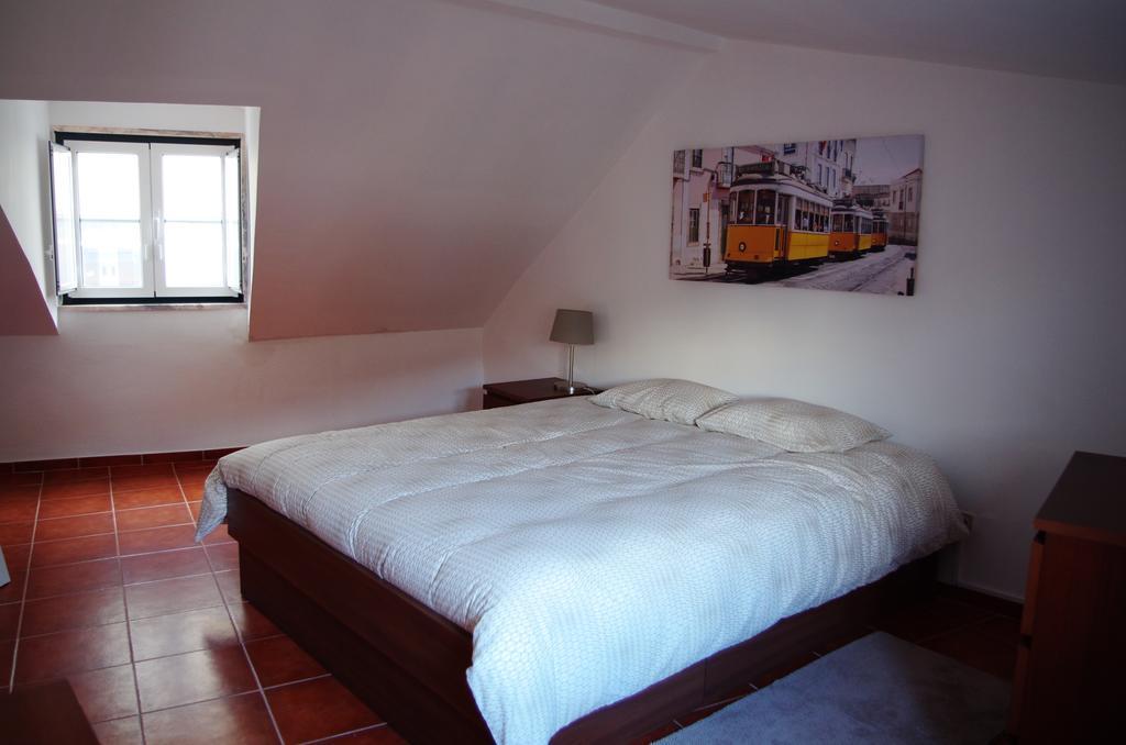 Lisbon Sloped Ceiling Apartment Buitenkant foto